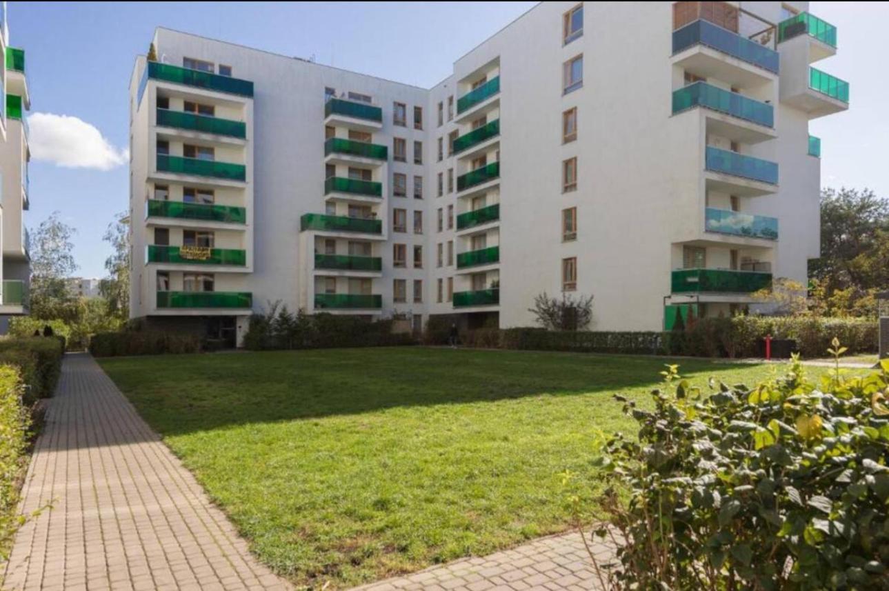 Shiraz Trio Apartament Warsaw Exterior photo